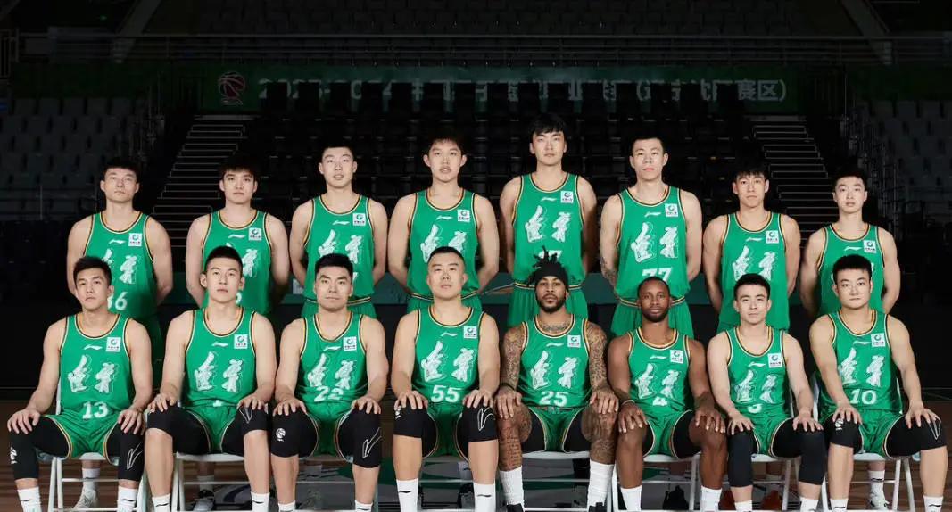 米兰体育官方下载-包含北京男篮连续战胜对手，豪取三连胜的词条